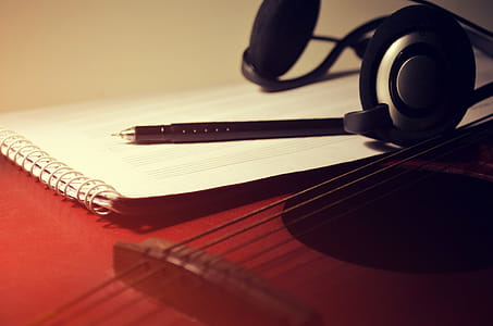 Song writing thumbnail