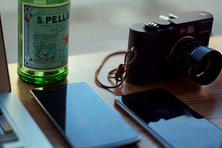 Leica Camera Mobile Device thumbnail
