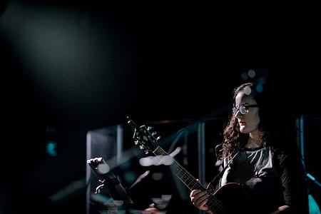 woman in black shirt thumbnail