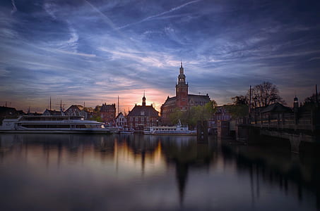building on body of water thumbnail