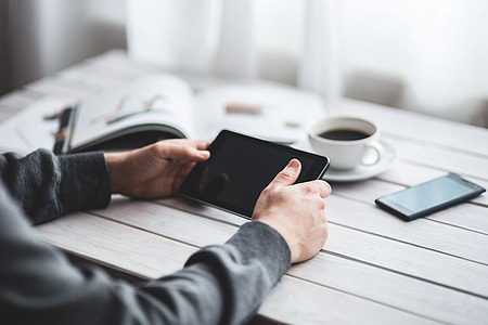 Man using a tablet thumbnail