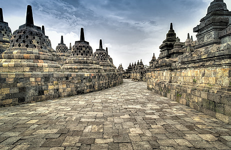 gray concrete temple thumbnail