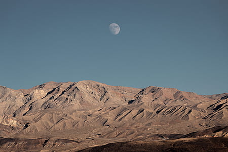 landscape photography of mountain during daytime thumbnail