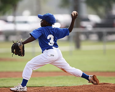 boy playing baseball thumbnail