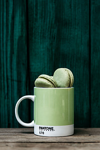 Colorful Macaroons in Pantone Mug thumbnail