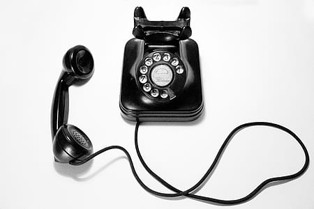 black rotary dial phone thumbnail