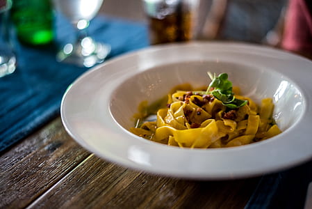 pasta in bowl thumbnail