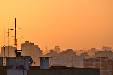 white house during sunset thumbnail
