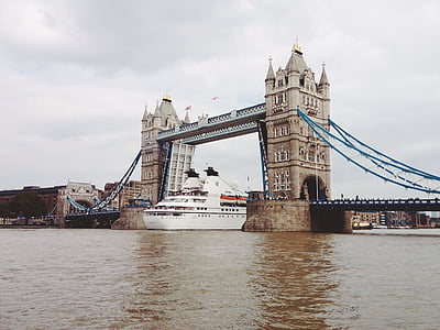 Tower Bridge, London thumbnail