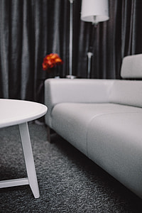Minimal interior design thumbnail