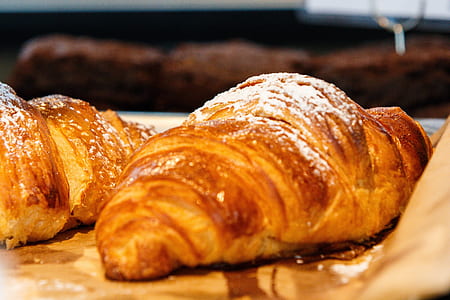 croissant bread thumbnail