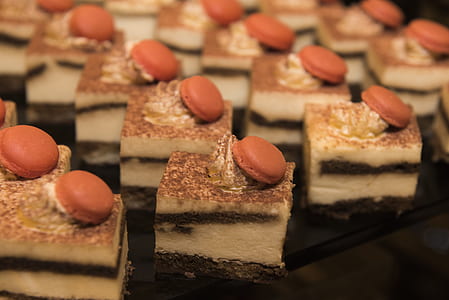 Brown Pastry thumbnail