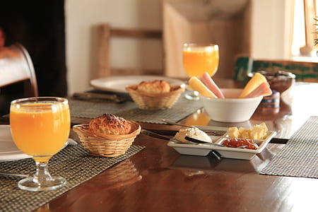muffin beside orange juice thumbnail