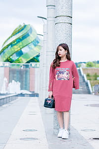 Woman Wearing Pink Crew-neck Long-sleeved T-shirt Dress thumbnail