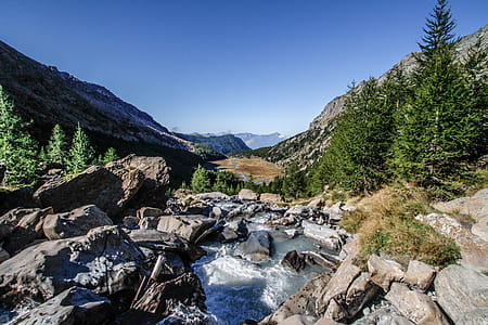 River on Rocky Mountain thumbnail