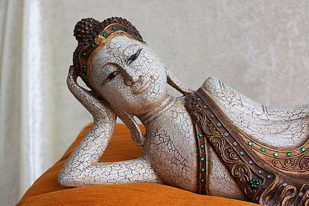 religious statue thumbnail