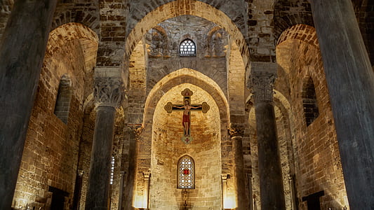 brown church interior thumbnail