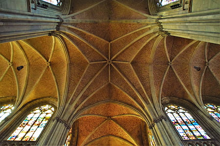 brown cathedral ceiling thumbnail