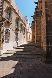 stairs between houses thumbnail