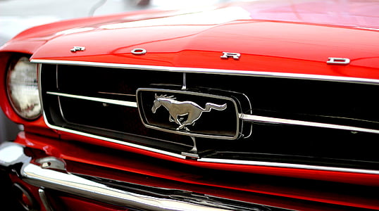 red Ford car thumbnail