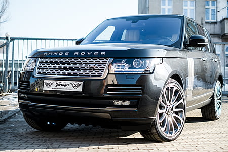 black Range Rover Land Rover thumbnail
