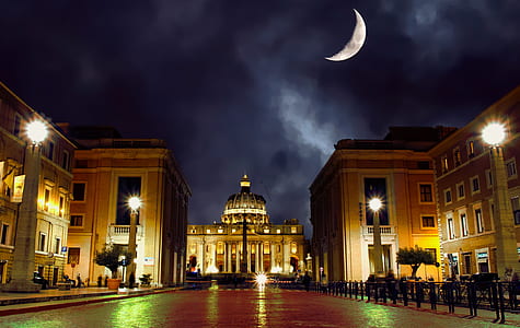 museum under crescent moon thumbnail