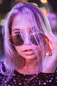 Modeling Sunglasses Photo thumbnail