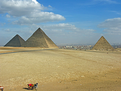 Great Pyramid Of Giza thumbnail