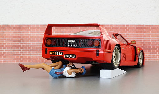 red sports car thumbnail