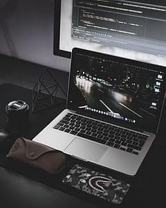 unfold MacBook Pro thumbnail