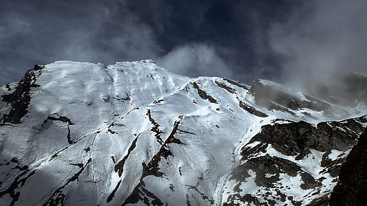 mountain cover with snow thumbnail