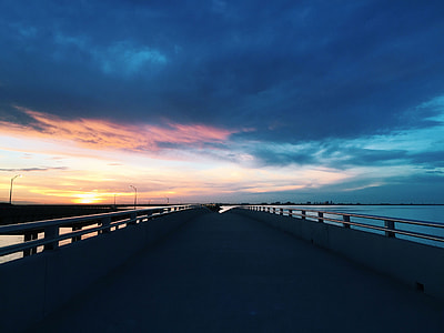 Sunset over the Bridge and Bay in Tampa, Florida thumbnail
