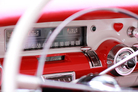 selective-focus photography of steering wheel thumbnail