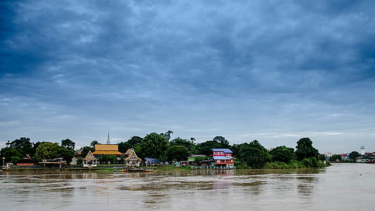 Water House at Chopraya River, Thailand thumbnail