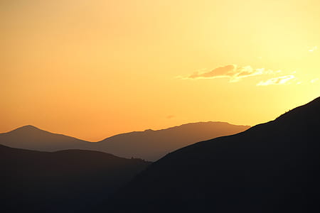 silhouette mountain thumbnail