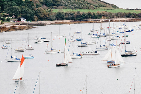 Yachts on river thumbnail