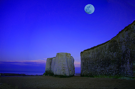white rock thumbnail
