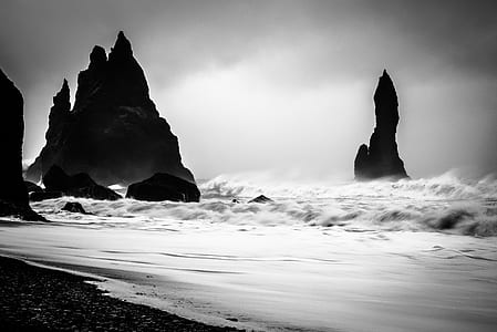 silhouette of rock formations thumbnail