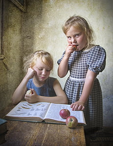 photo of girl eating apple thumbnail