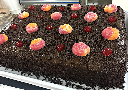 Brigadier, Brigadeiro Cake thumbnail