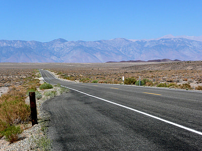 Road to Death Valley, California thumbnail