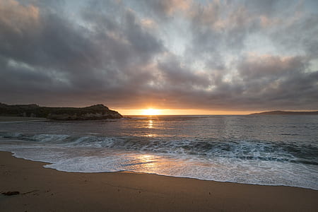 sea shore with wave thumbnail