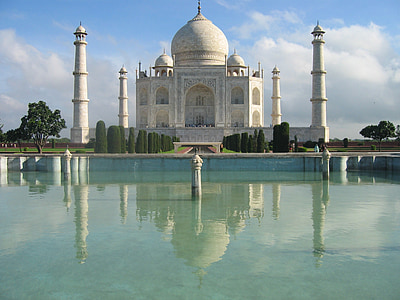 Taj Mahal, India thumbnail
