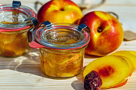 Honeycrisp apples thumbnail