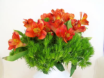 orange Peruvian lilies bouquet thumbnail
