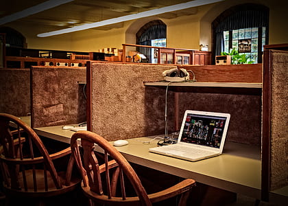white laptop computer thumbnail
