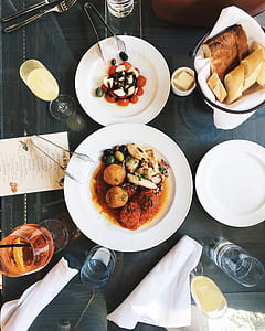 arrange food on plate top view photo thumbnail