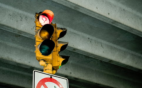 traffic light at stop thumbnail