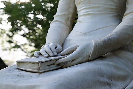 sissi, queen, elisabeth, statue, meran, park thumbnail
