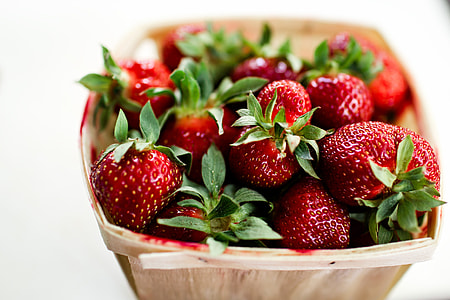 bunch of strawberries in basket thumbnail